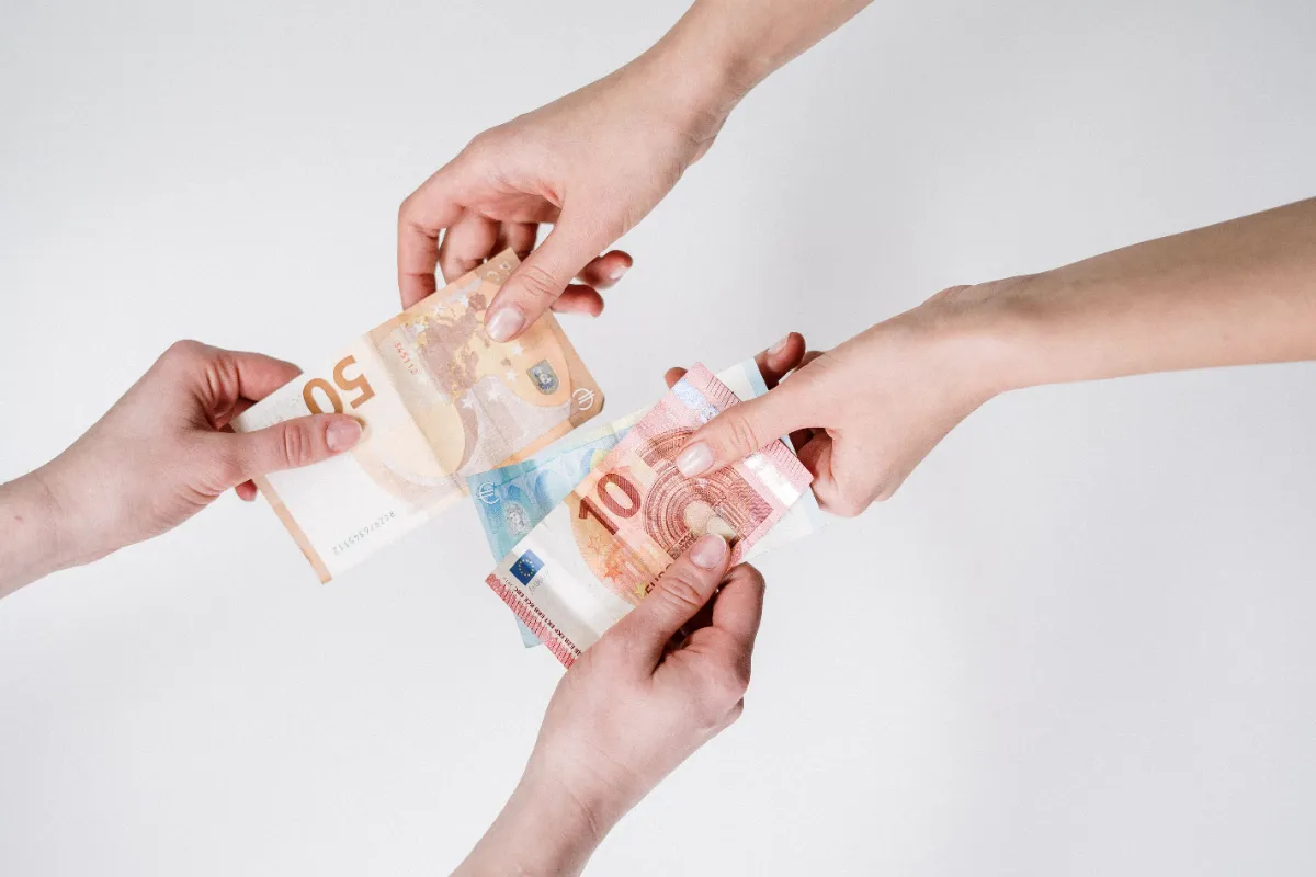 Tipping in Morocco – how much to tip in dirhams